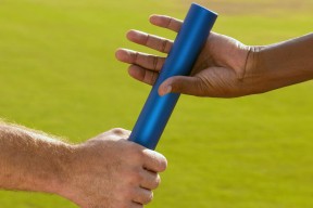 爱游戏入口-曼联前锋拉什福德迎来神奇进球，球迷惊呼，拉什福德晒曼联训练照