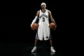 AYX GAMES-石油人进攻多样化表现突出，石油人进攻多样化表现突出的原因