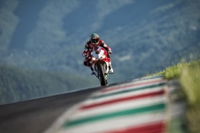 爱游戏平台体验-体育产业政策环境优化措施，体育产业的政策